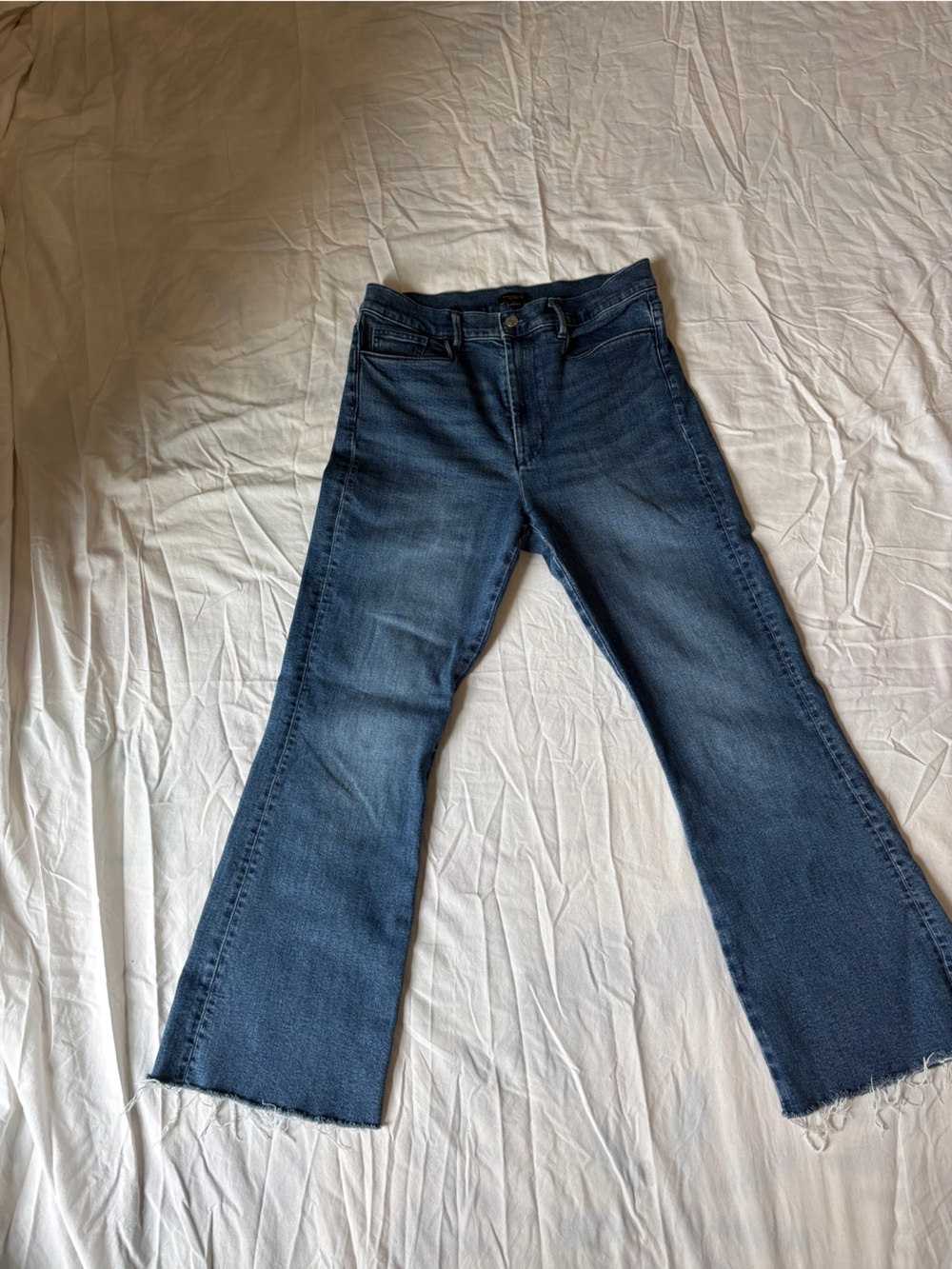 Ann Taylor factory Blue Raw-Hem cropped flare Jeans